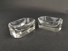 Load image into Gallery viewer, Vintage Salt Cellar Spice Bowls Pinch Pots Clear Crystal Glass Set of 2 1920's