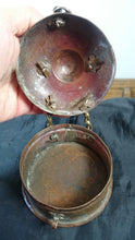 Load image into Gallery viewer, Antique Copper Metal Trinket Box Late 1800's - Early 1900's Arts and Crafts