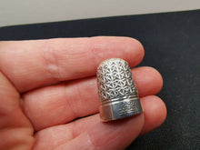 Load image into Gallery viewer, Antique Silver Thimble Charles Horner Dorcas No 9 CH
