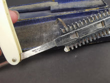 Load image into Gallery viewer, Vintage Straight Razor in Original Box Fitted Case Made in England
