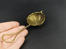 Load image into Gallery viewer, Vintage Over Cup Tea Strainer or Tea Bag Holder Woven Brass Metal Wire 1940&#39;s
