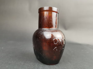 Antique Oxo Jar Amber Glass 1910