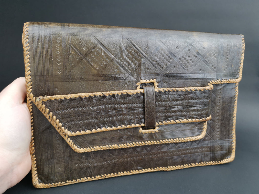 Vintage Brown Leather Clutch Bag Purse Tooled Leather 1940's - 1950's Original